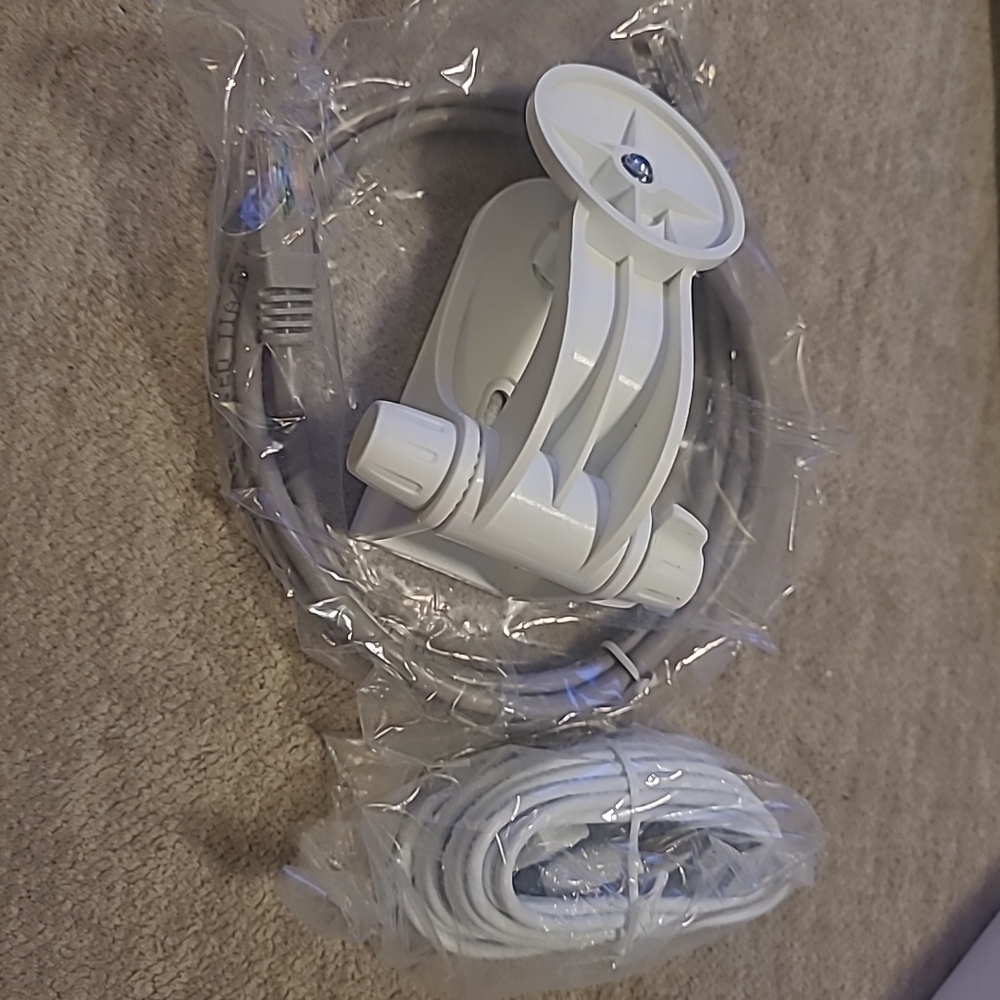 Mount and Cable Set For Amcrest View Security Cameras